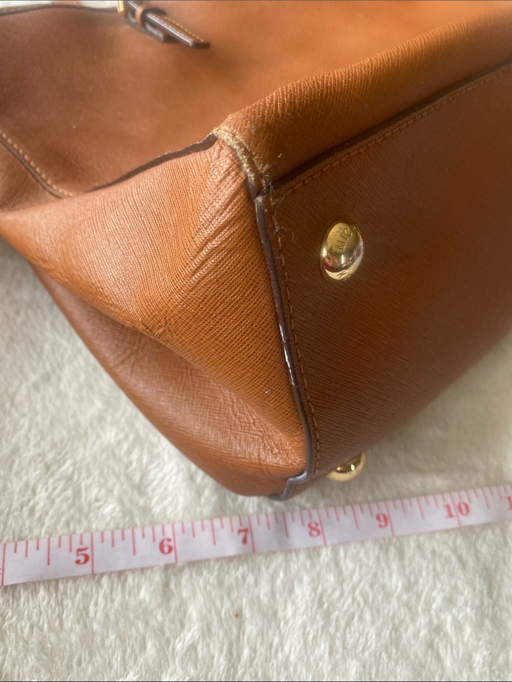 Michael Kors Cognac Leather Tote with Gold Hardware - Picture 7 of 11